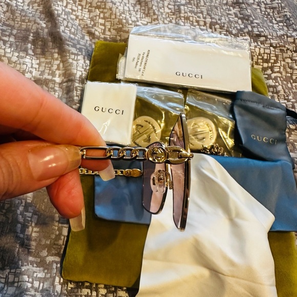 Gucci sunglasses - Picture 8 of 16